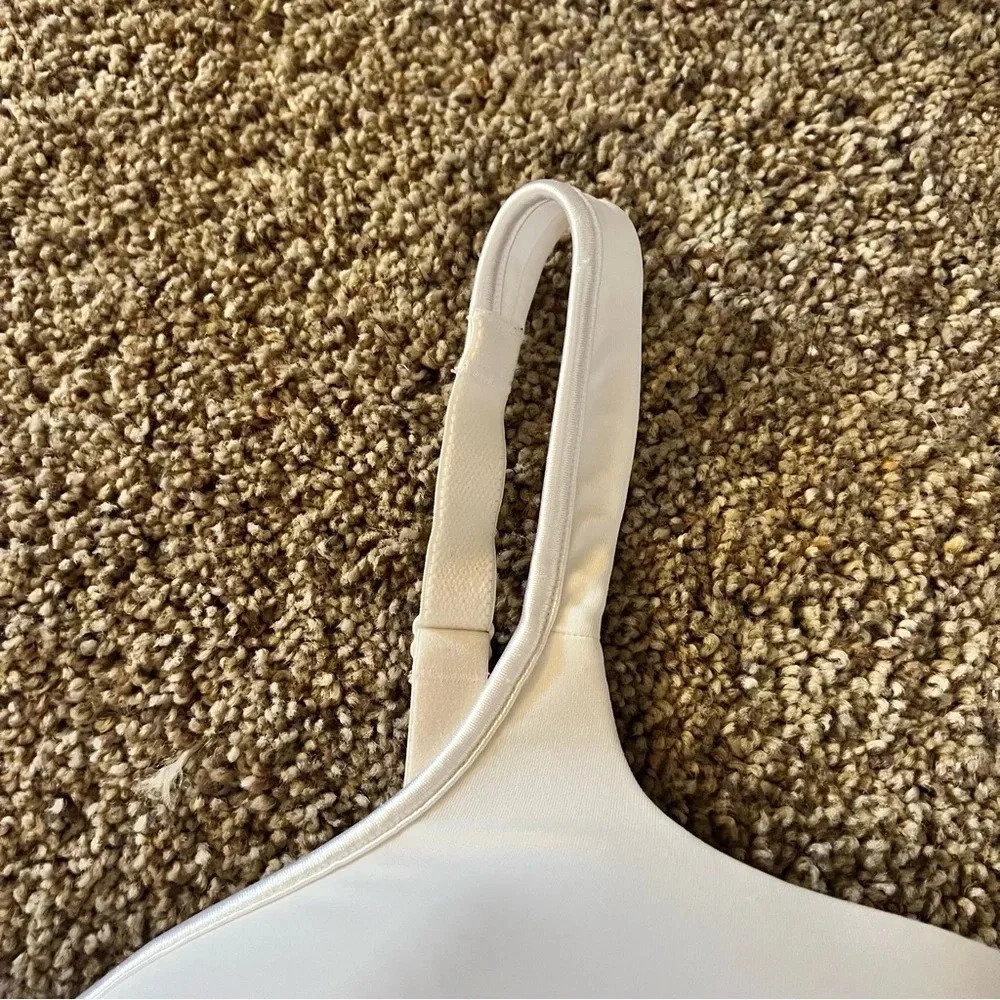 Vanity Fair Body Caress Wireless Bra 40DD 40E 72335 White Light Lined Wire Free - Picture 7 of 10